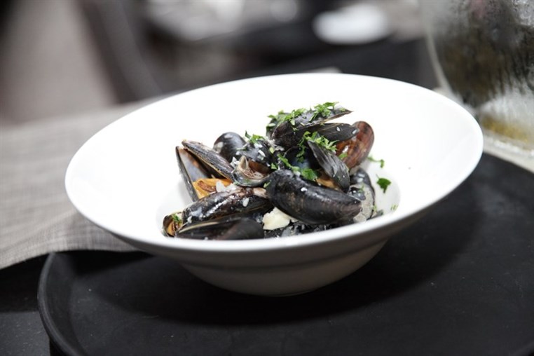 Moules et Frites at Monte Cassino